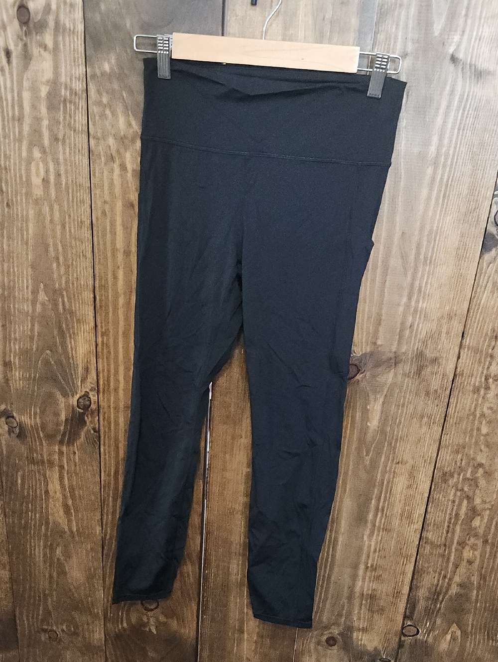 Vuori Black High-Waist Yoga Leggings